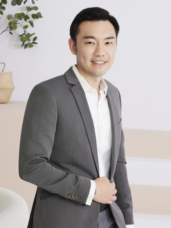 Kenneth Tan